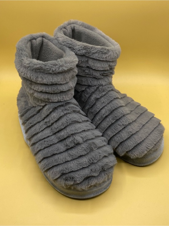 Shoes - Cozy Faux-Fur Gray Women's Bootie MASSAGE Slippers